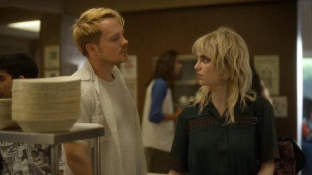When the Streetlights Go On S01E04