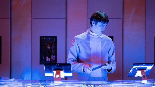 Intergalactic S01E08