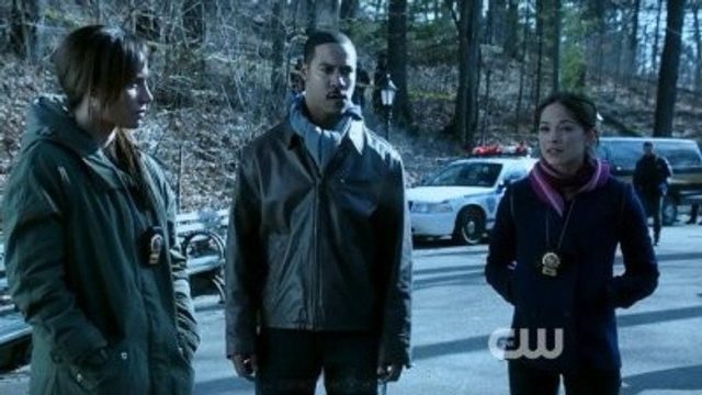 Bella y Bestia S01E16