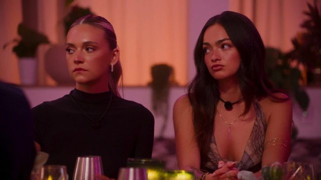 Sneaky Links: Dating After Dark S01E08