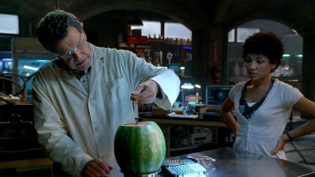 Fringe S02E03