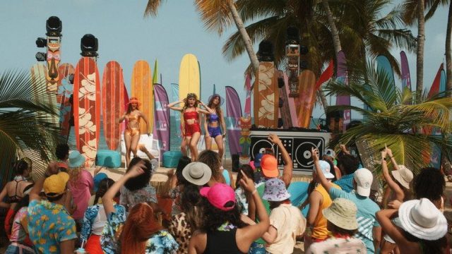 Gina Yei S01E12