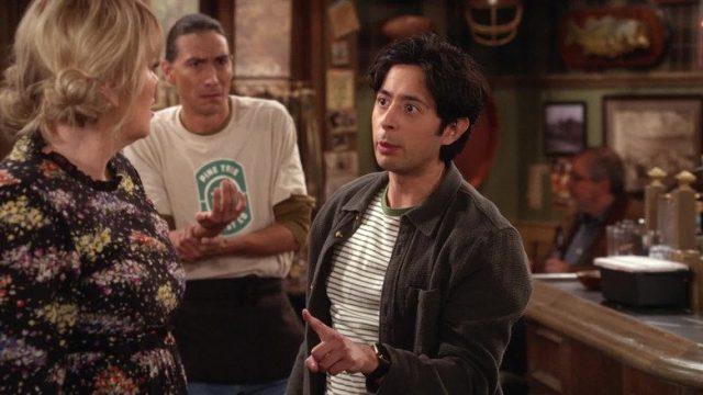 Happy's Place S02E09