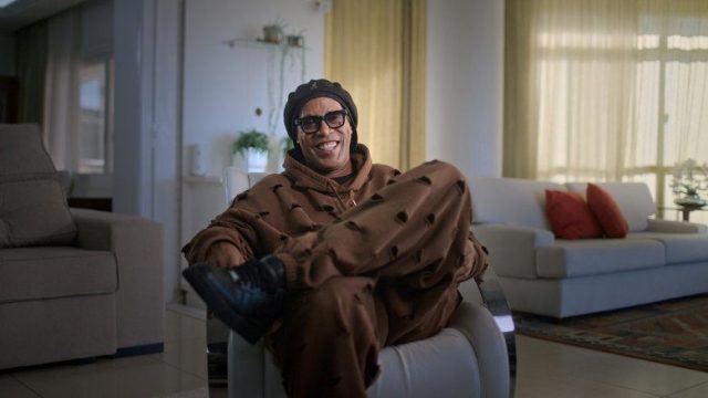 Ronaldinho S01E03