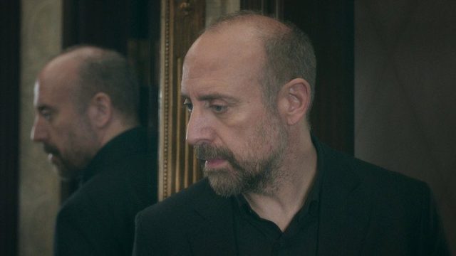 Enamorados anónimos S01E08