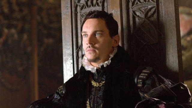 Los Tudor S02E01
