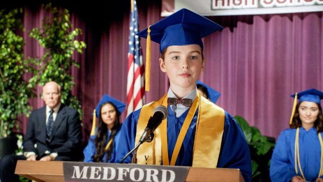 El Joven Sheldon S04E01