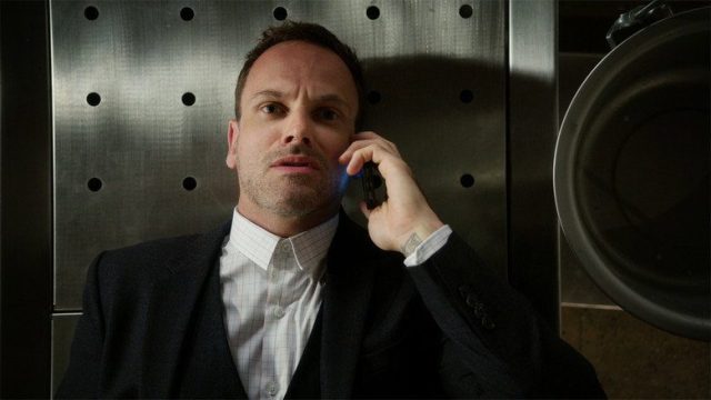 Elementary S06E01