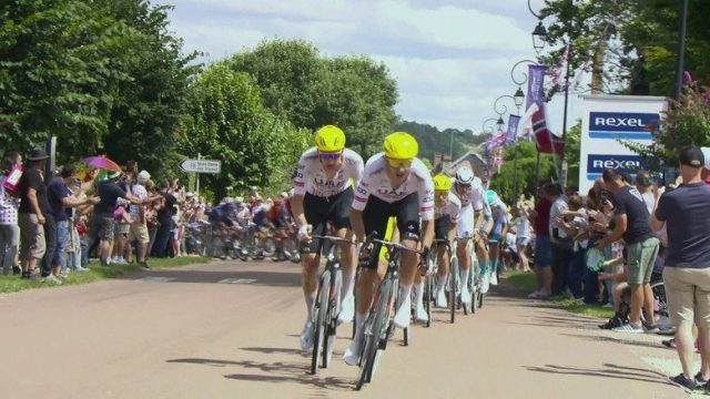 Tour de Francia: En el corazón del pelotón S03E04