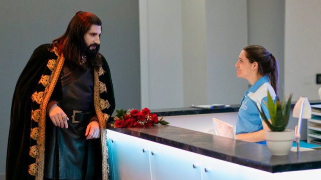 Lo que hacemos en las sombras S03E02