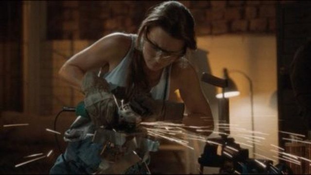 Código 100 S01E08