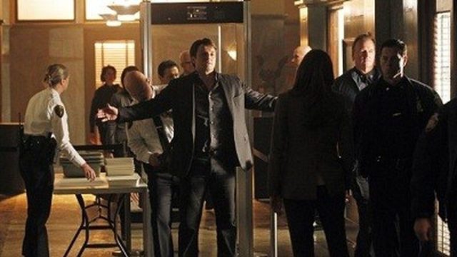 Castle S03E24