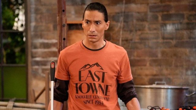 Happy's Place S02E10