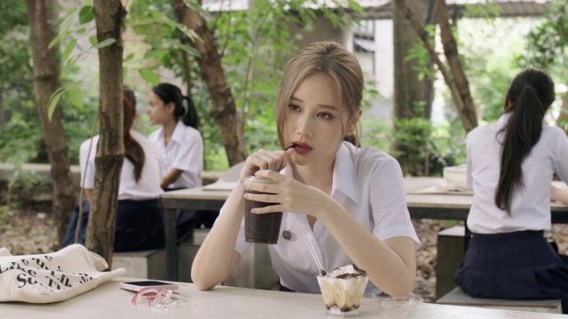 La chica nueva: El reinicio S01E04
