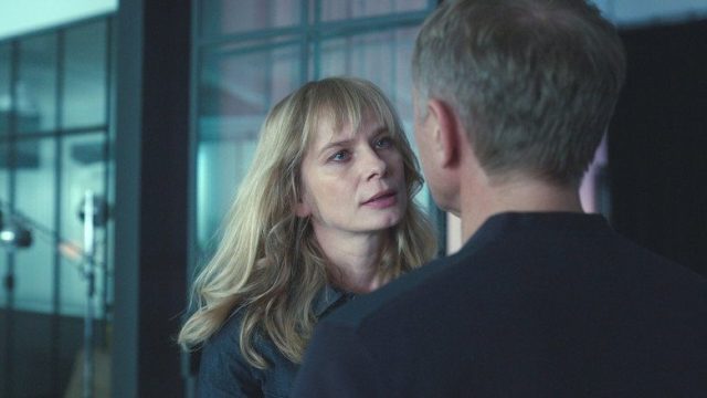 La chica y el cosmonauta S01E06