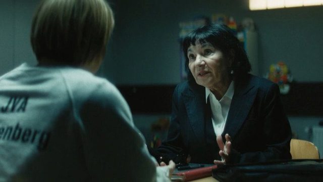 Una delgada línea S01E02