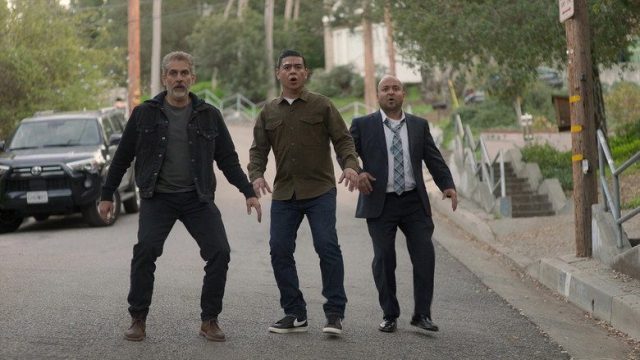 Este tonto S01E10