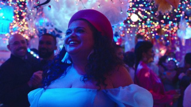 La supervivencia de una chica con curvas S01E08