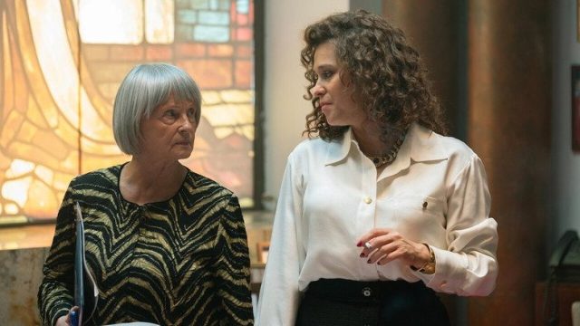 Reina XXX S01E06