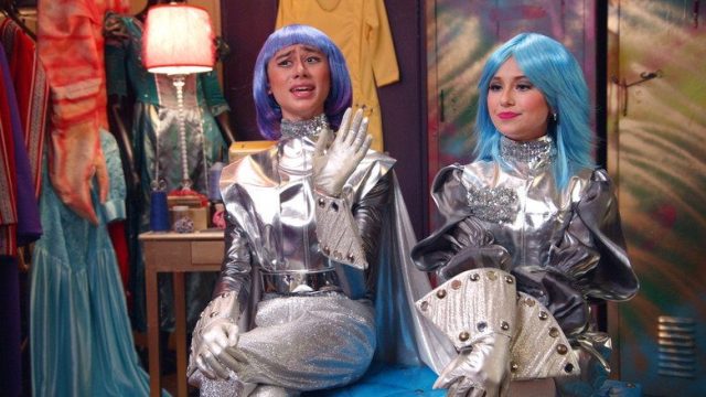 Drama Club S01E10