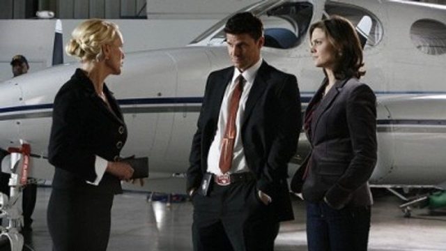 Bones S02E19