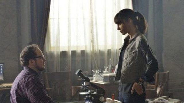 Bella y Bestia S03E03