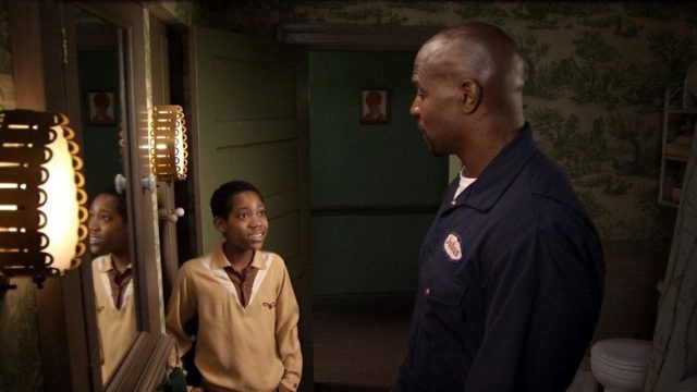 Todos Odian a Chris S01E12
