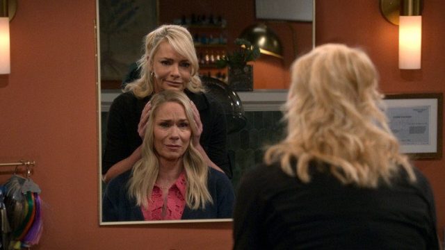 Leanne S02E10