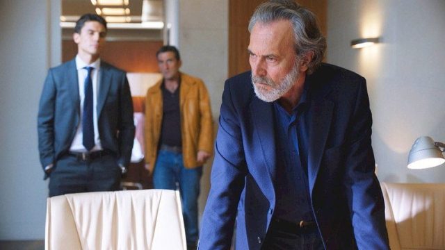 Vivir sin permiso S01E01