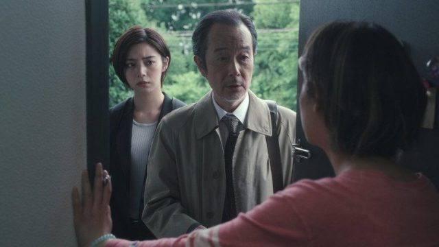 Estafadores de Tokio S01E02