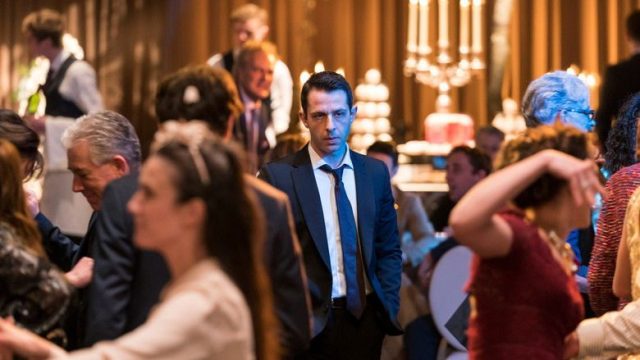 Succession S01E10