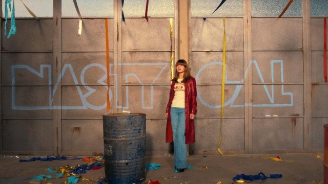 Girlboss S01E13
