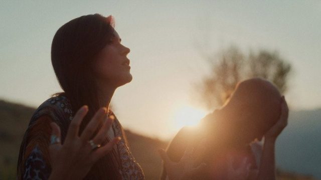 Teal Swan: La influencer espiritual S01E02