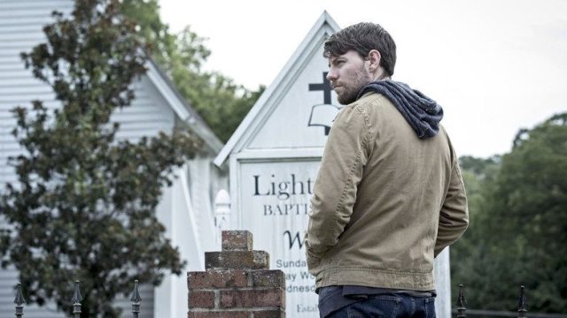 Outcast S01E02