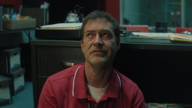 Una buena familia americana S01E03