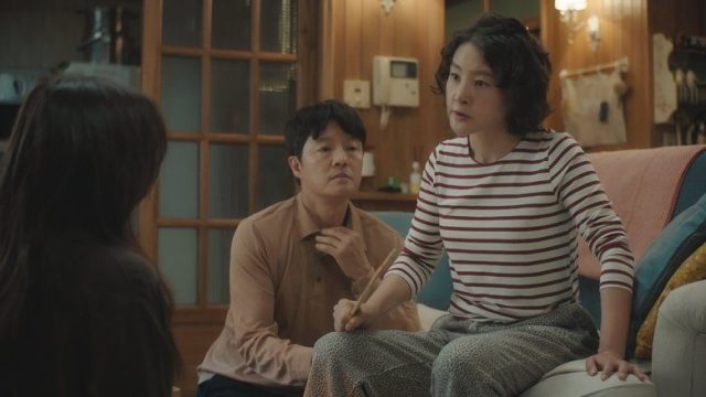 Amor en la puerta de al lado S01E02