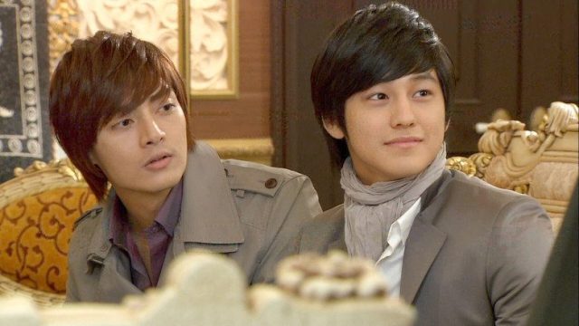 Los chicos son mejores que las flores S01E07