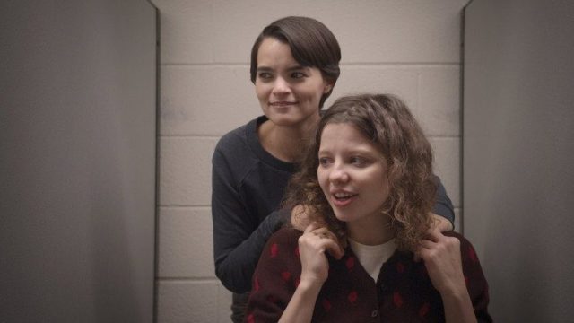 Trinkets S02E06