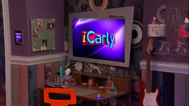 iCarly S04E01