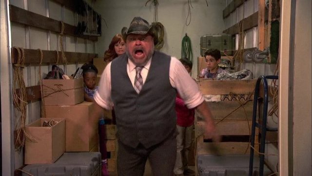 Jessie S02E04