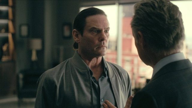 La caída de la Casa Usher S01E07