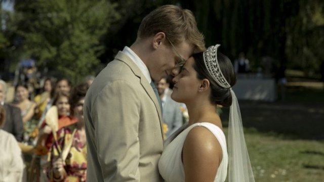 Ladrones: La tiara de santa Águeda S01E06