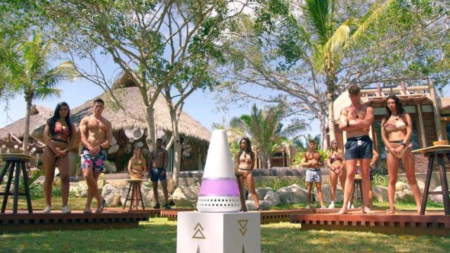 Jugando con fuego S01E08