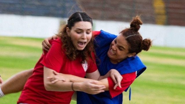 Las Bravas F.C. S01E03