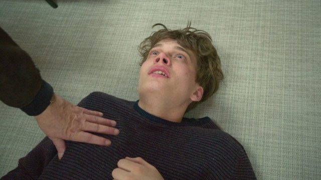 Amor y anarquía S01E08