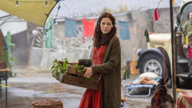 Sanctuary: A Witch's Tale S02E01