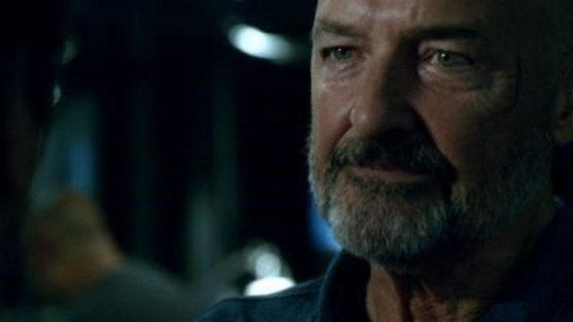 Gang Related S01E12
