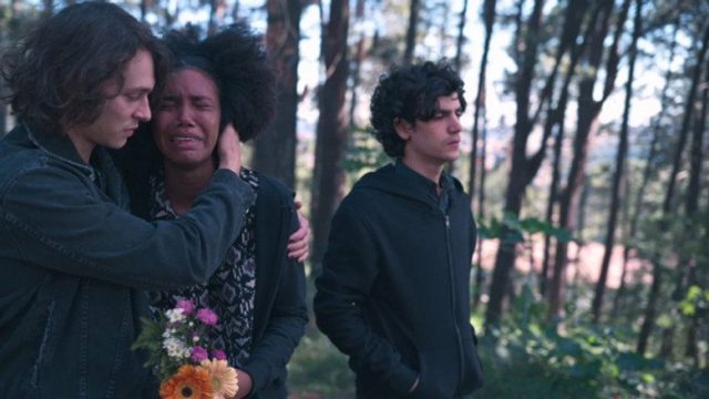 El reto del beso S01E03