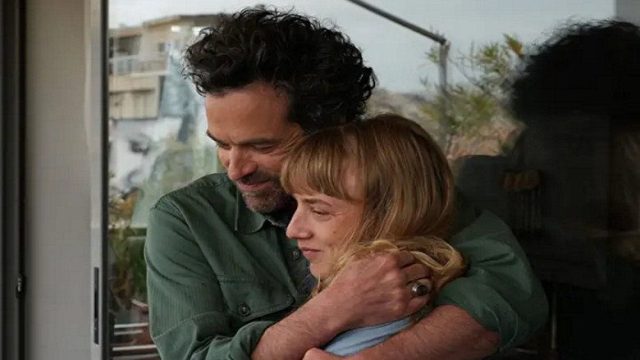 Ensalada griega S01E08