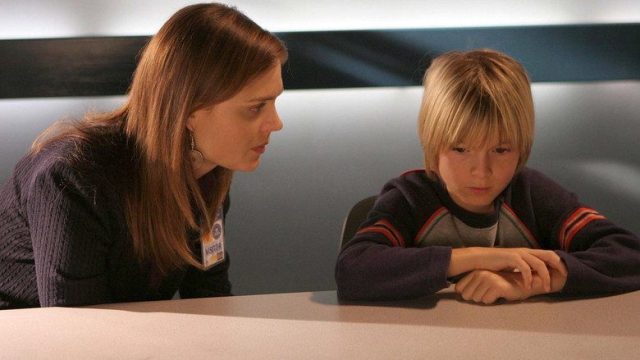 Bones S01E05